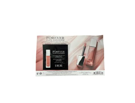 Dior Forever Glow Maximizer Płynny Rozjaśniacz Odcień 011 .